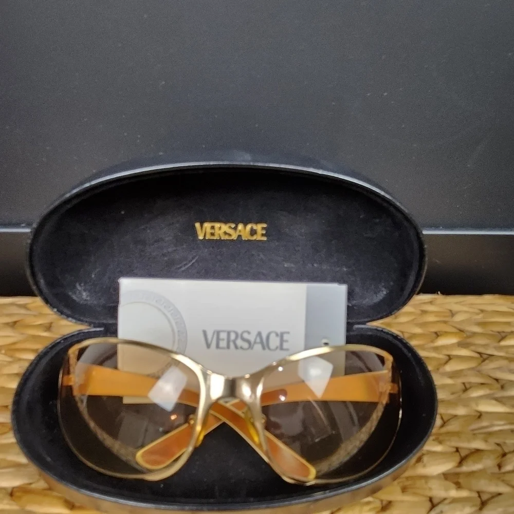 VINTAGE 2004 Versace Gold Sunglasses with Original Case